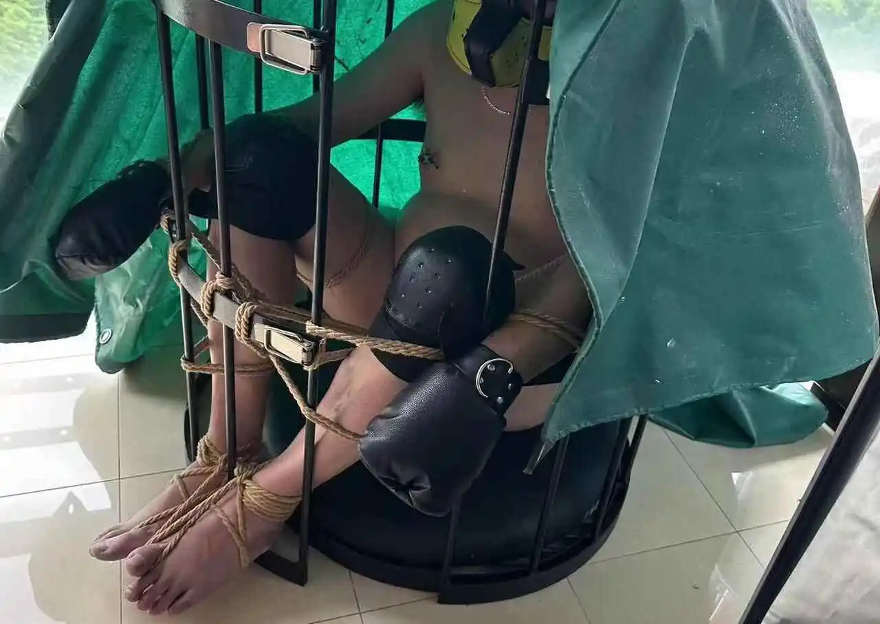 【西檬之家】践踏癖是什么？字母圈踩踏游戏的边界与安全指南